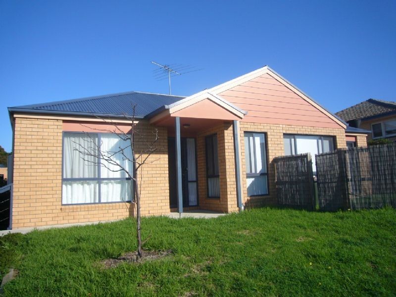 1/30  Langdon, Portarlington VIC 3223