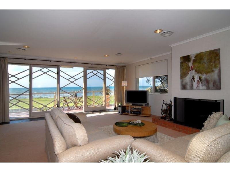 69 The Esplanade, Portarlington VIC 3223
