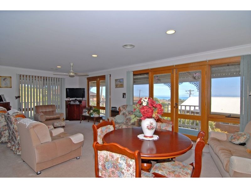 2 Forsythe Crt, Portarlington VIC 3223