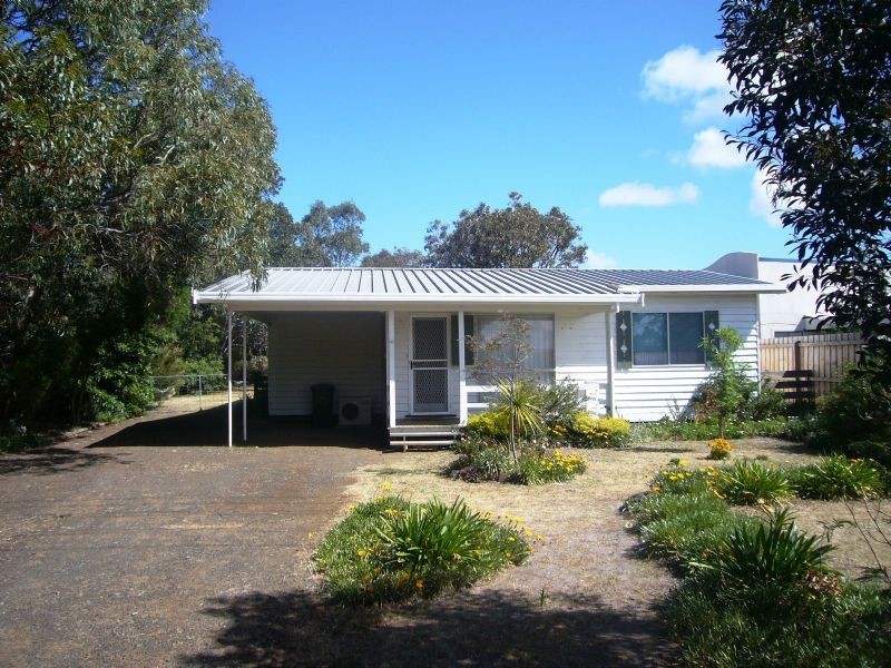 40 Ward Street, St Leonards VIC 3223