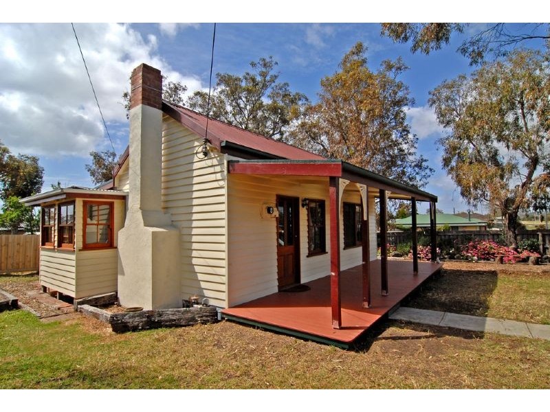 19 Fairfax St, Portarlington VIC 3223