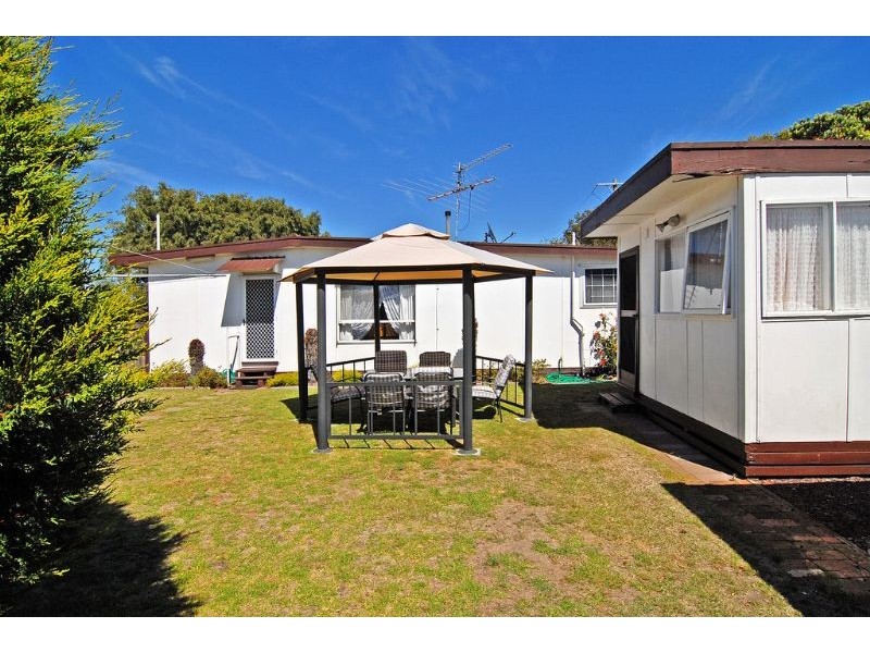 1 Wattletree Ave, St Leonards VIC 3223