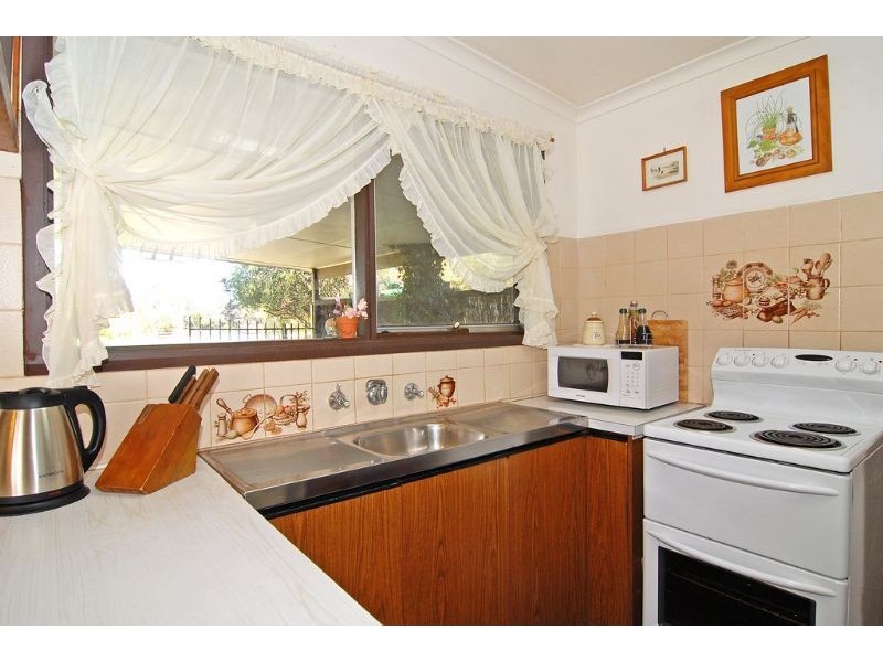 1 Wattletree Ave, St Leonards VIC 3223