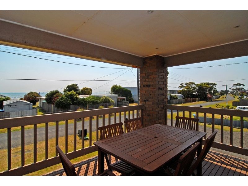 18 Sunset Boulevard, Portarlington VIC 3223