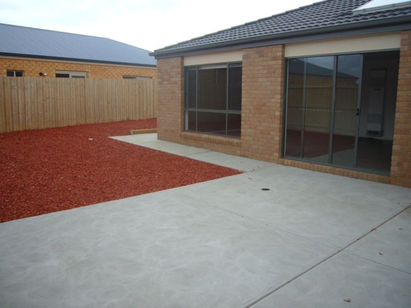 2 Seaspray Court, Indented Head VIC 3223