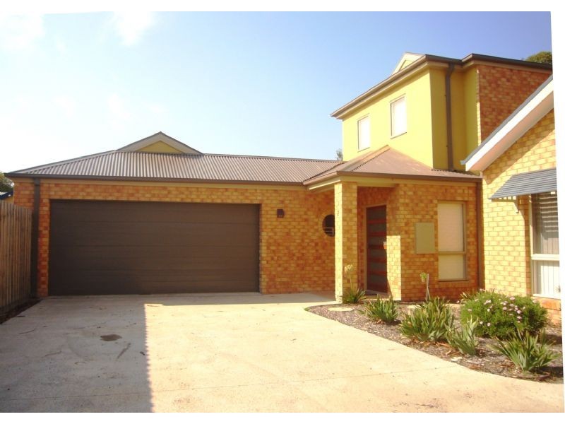 2/15 St Leonards Parade – HOLIDAY RENTAL, St Leonards VIC 3223