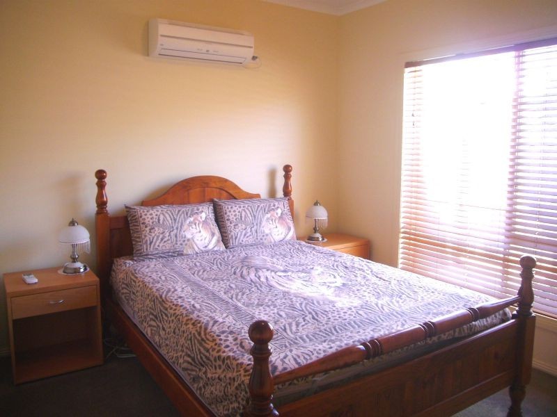 2/15 St Leonards Parade – HOLIDAY RENTAL, St Leonards VIC 3223