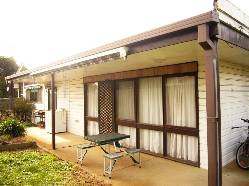 14 Ward Street, St Leonards VIC 3223