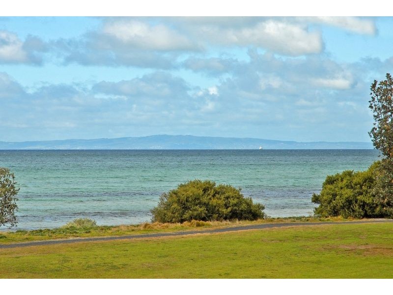 400 The Esplanade, St Leonards VIC 3223
