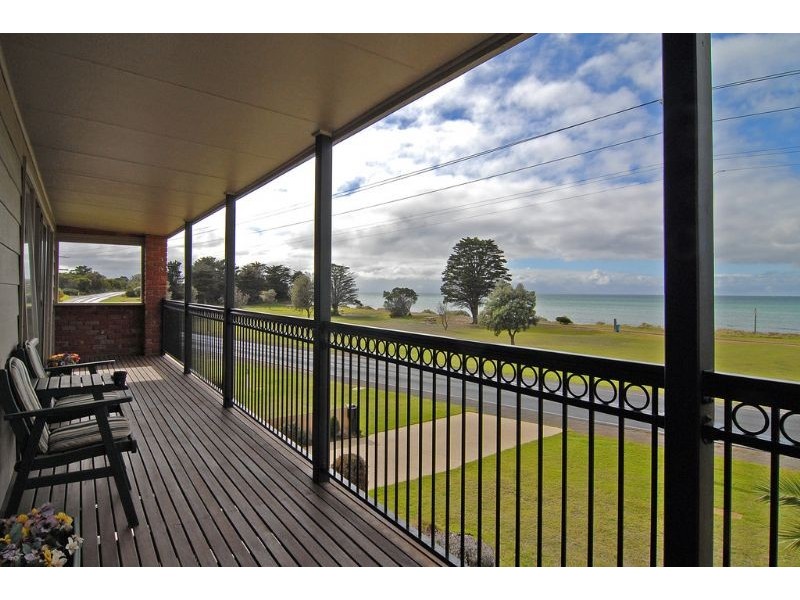 400 The Esplanade, St Leonards VIC 3223