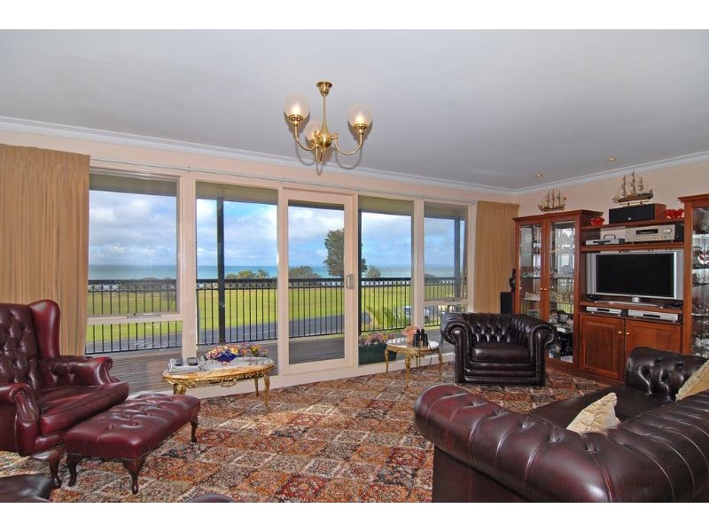400 The Esplanade, St Leonards VIC 3223