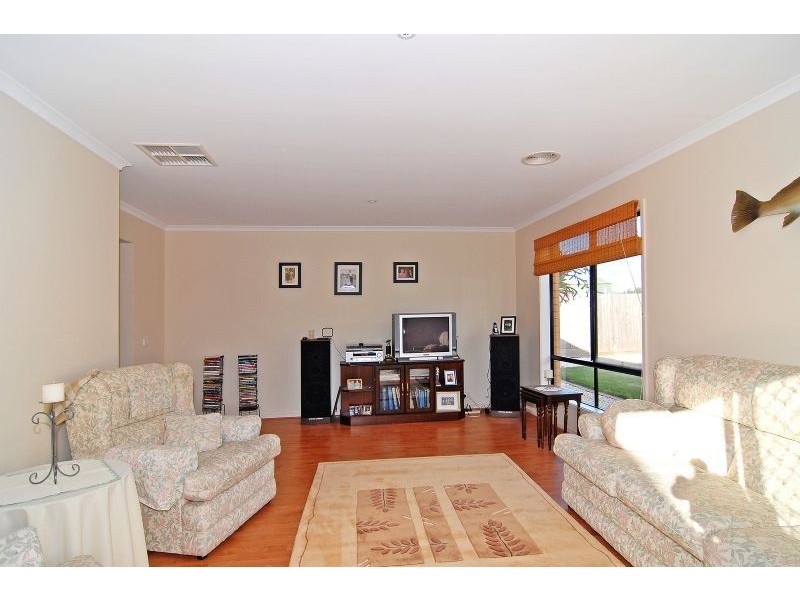 15 Seafarer Court, Indented Head VIC 3223