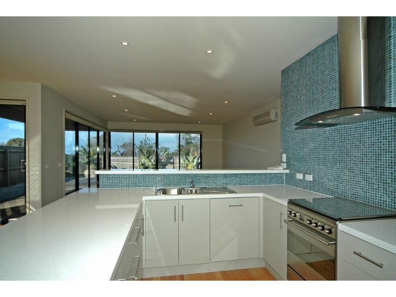 109A Bluff Road, St Leonards VIC 3223