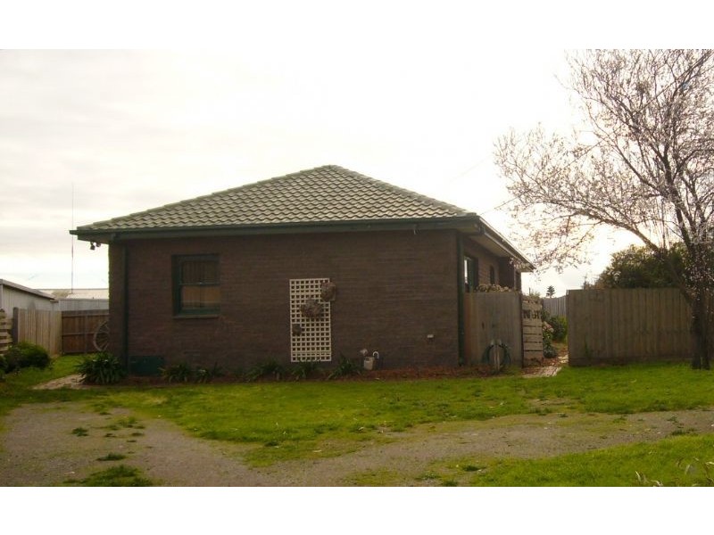 24  Simson Street, Portarlington VIC 3223