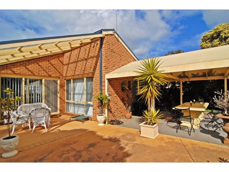 4 Paton Street, St Leonards VIC 3223