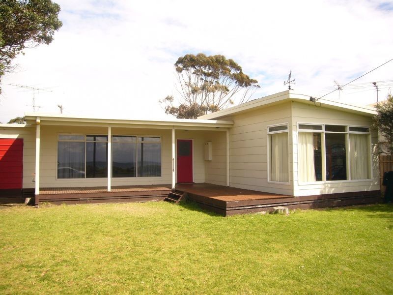 121 The Esplanade, Portarlington VIC 3223