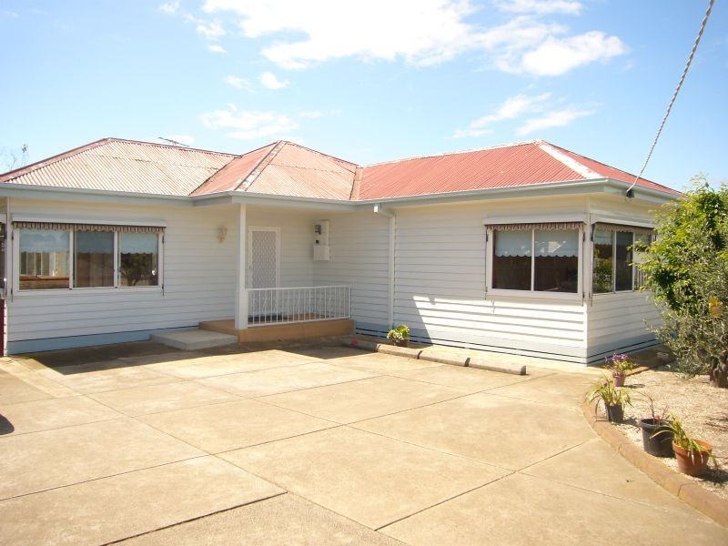 27 Hood Road, Portarlington VIC 3223
