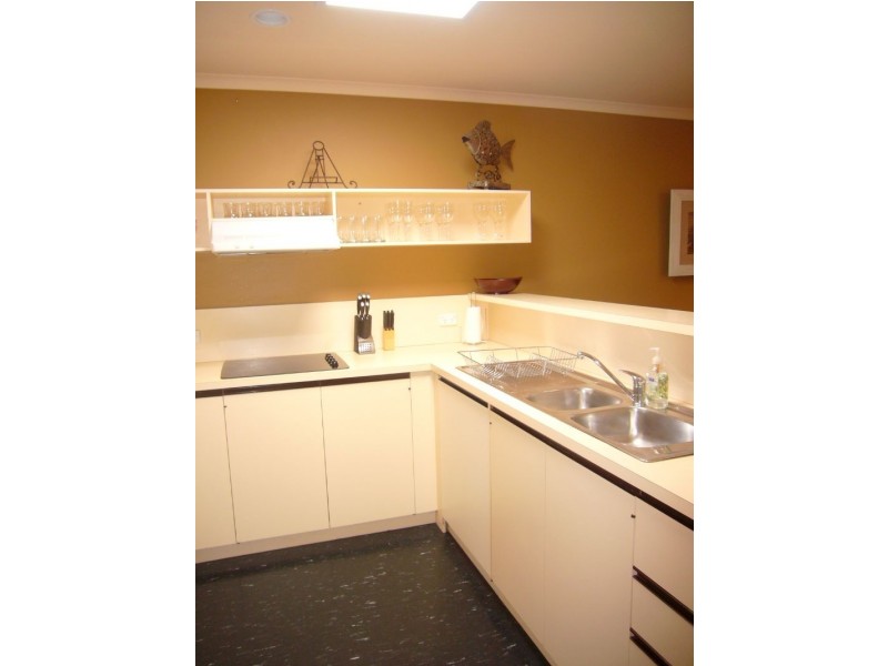 1/2 The Esplanade, Portarlington VIC 3223