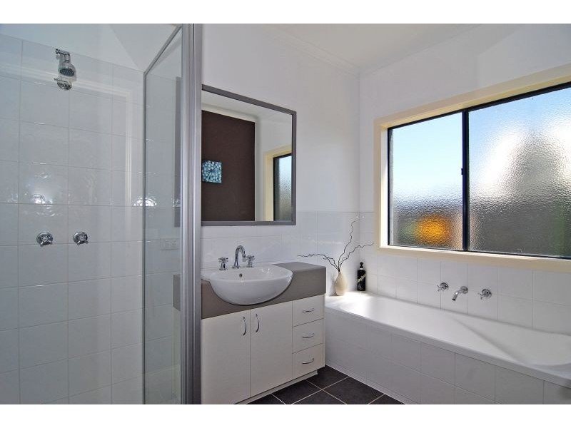 18 Martin Street, Indented Head VIC 3223