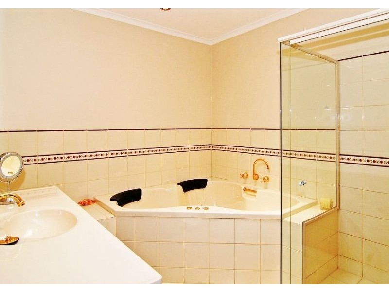 224 The Esplanade, Indented Head VIC 3223