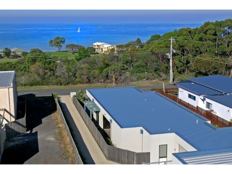 1/109  Bluff Road, St Leonards VIC 3223