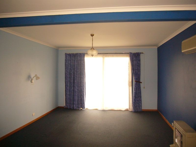 Indented Head VIC 3223