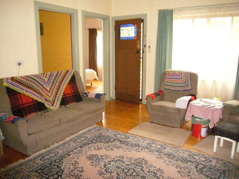 3 Seaview Ave, St Leonards VIC 3223