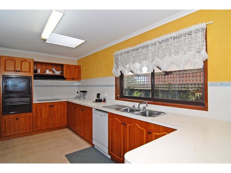 35 Thomson Boulevard, St Leonards VIC 3223