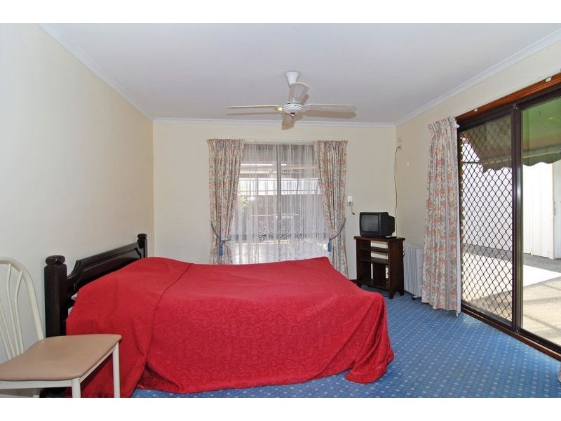 35 Thomson Boulevard, St Leonards VIC 3223