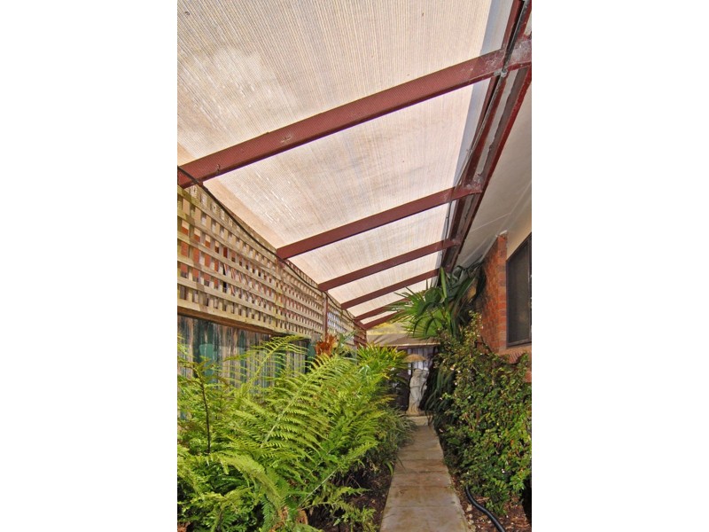 35 Thomson Boulevard, St Leonards VIC 3223