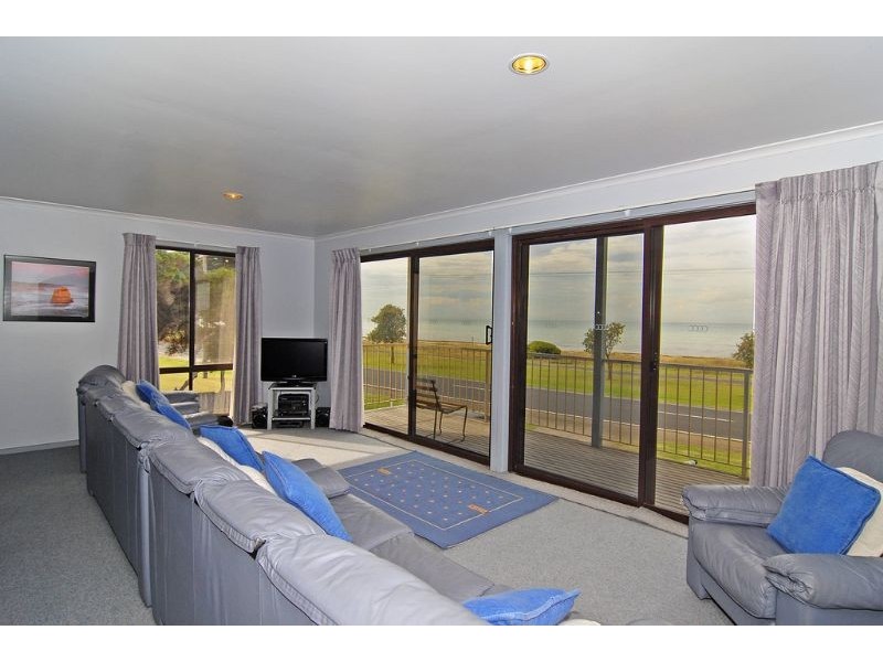 416 The Esplanade, St Leonards VIC 3223