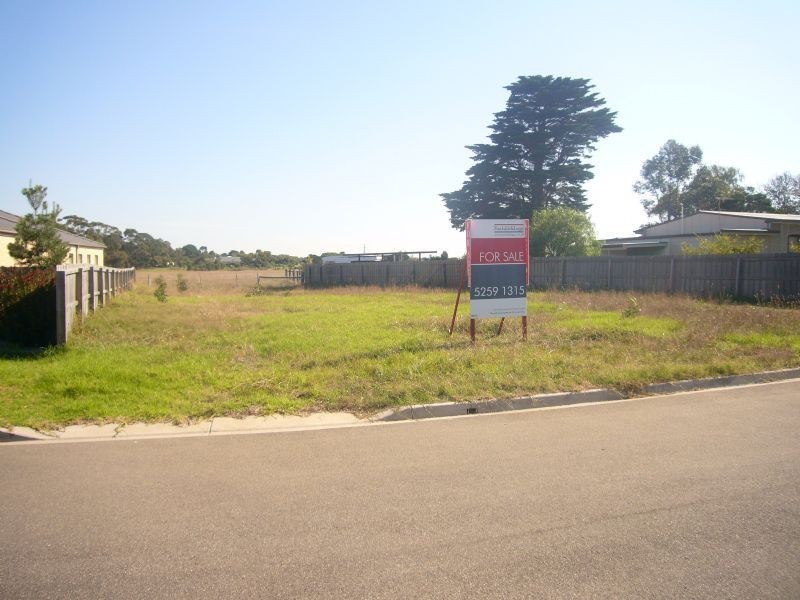 9 Yacht Court, Indented Head VIC 3223