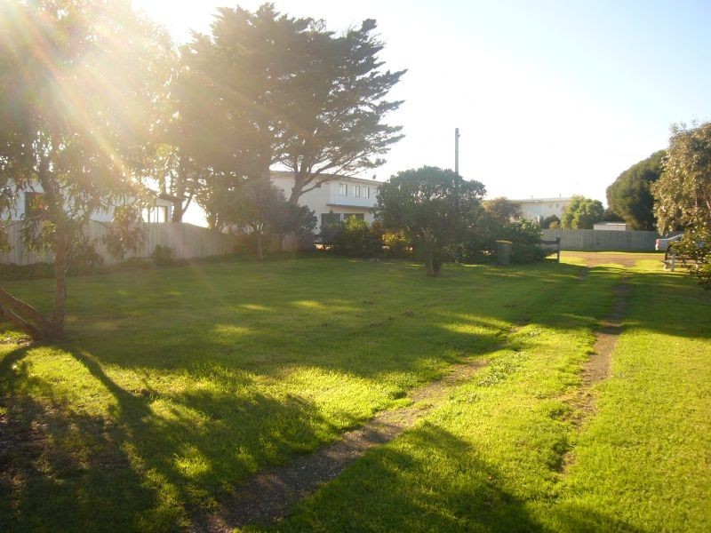 10 Grassy Point Road, Portarlington VIC 3223