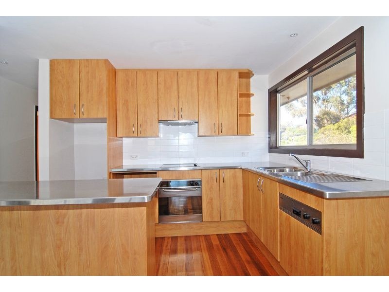 17 Sproat Street, Portarlington VIC 3223