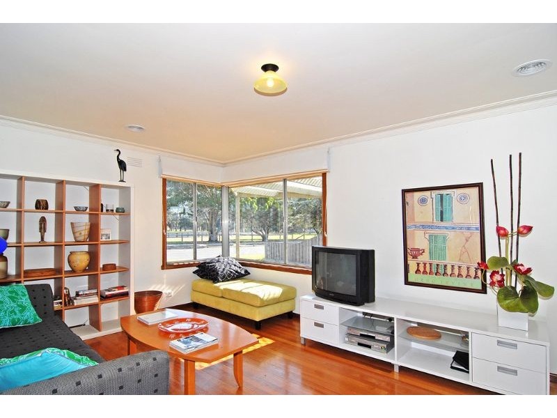 15 Sproat Street, Portarlington VIC 3223