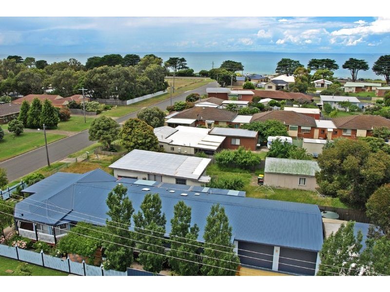 88 Leviens Road, St Leonards VIC 3223