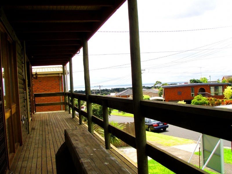 24 Lincoln Drive, Portarlington VIC 3223