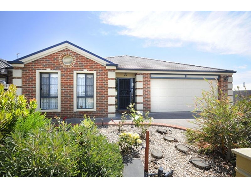 86 Pearl Bay Passage, St Leonards VIC 3223
