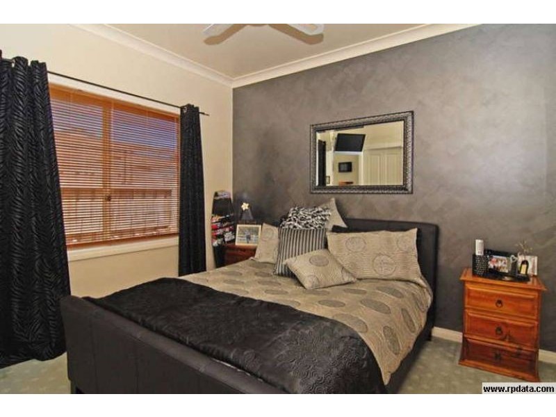 1 Phillip Court, St Leonards VIC 3223