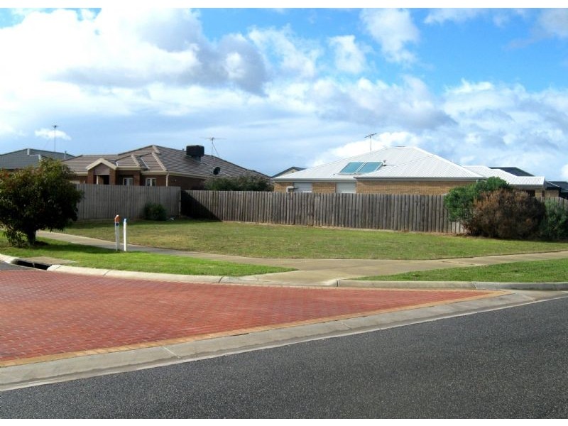 7 Bayrise Court, Indented Head VIC 3223
