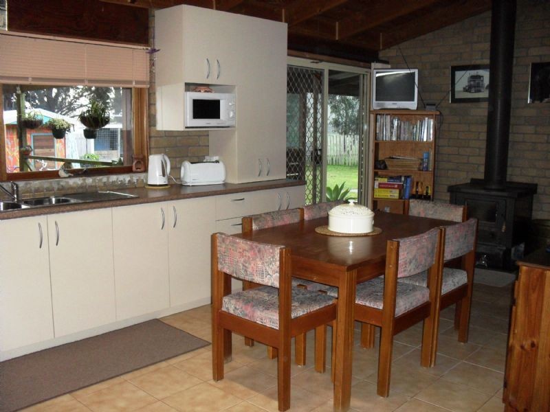 60 Moreland Road, St Leonards VIC 3223