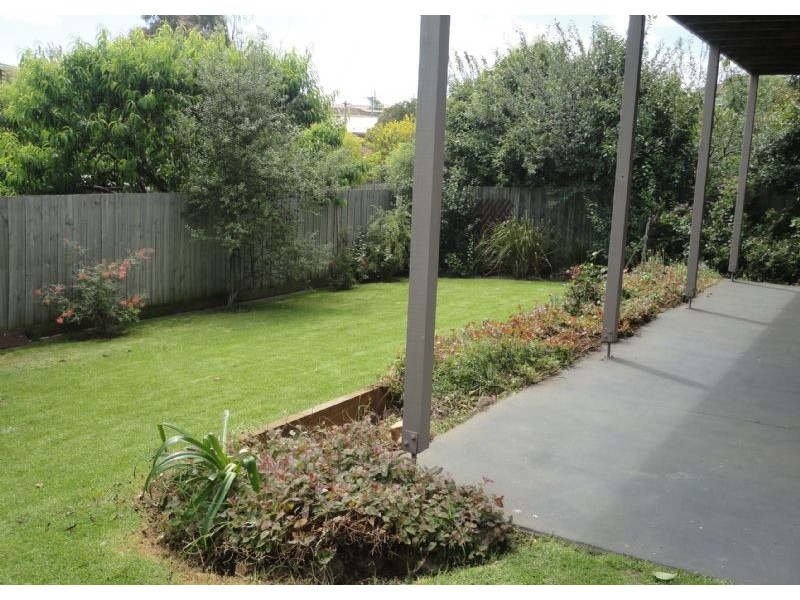 8 Nottingham Street, Portarlington VIC 3223
