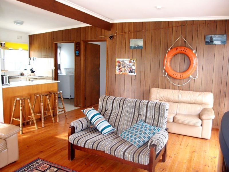 7 Flinders Street, Indented Head VIC 3223