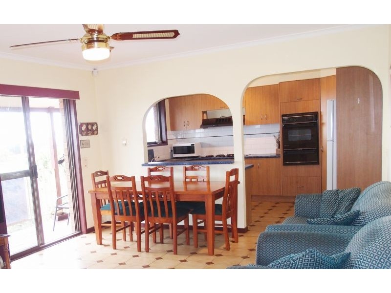 42 Sproat Street, Portarlington VIC 3223