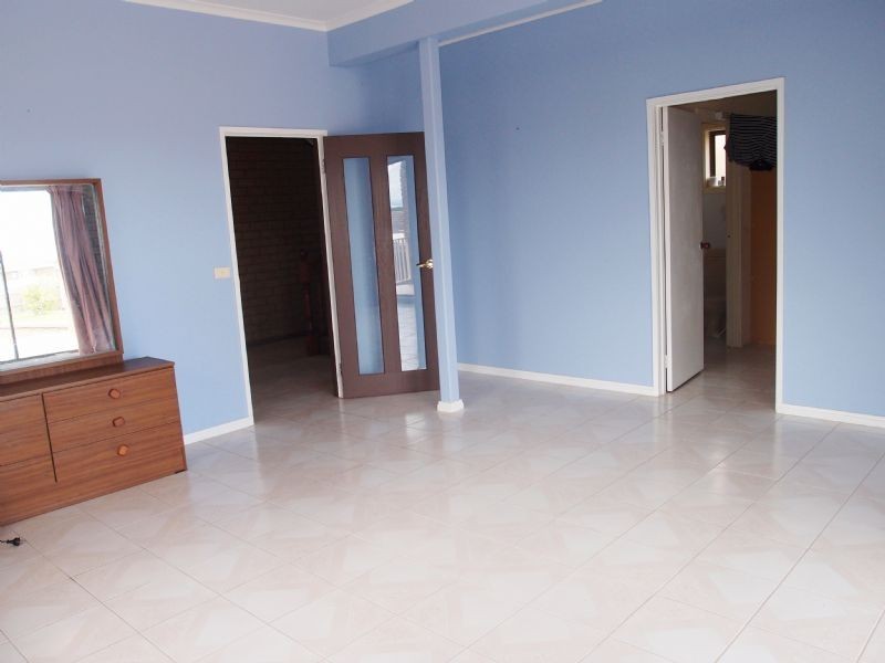 42 Sproat Street, Portarlington VIC 3223