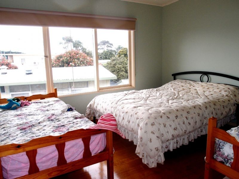 39 Harvey Road, St Leonards VIC 3223