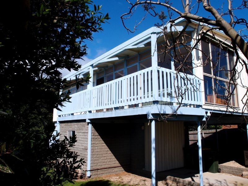 39 Harvey Road, St Leonards VIC 3223