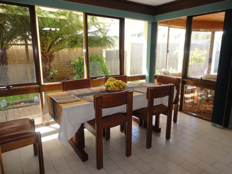 5 Coatsworth Avenue, St Leonards VIC 3223