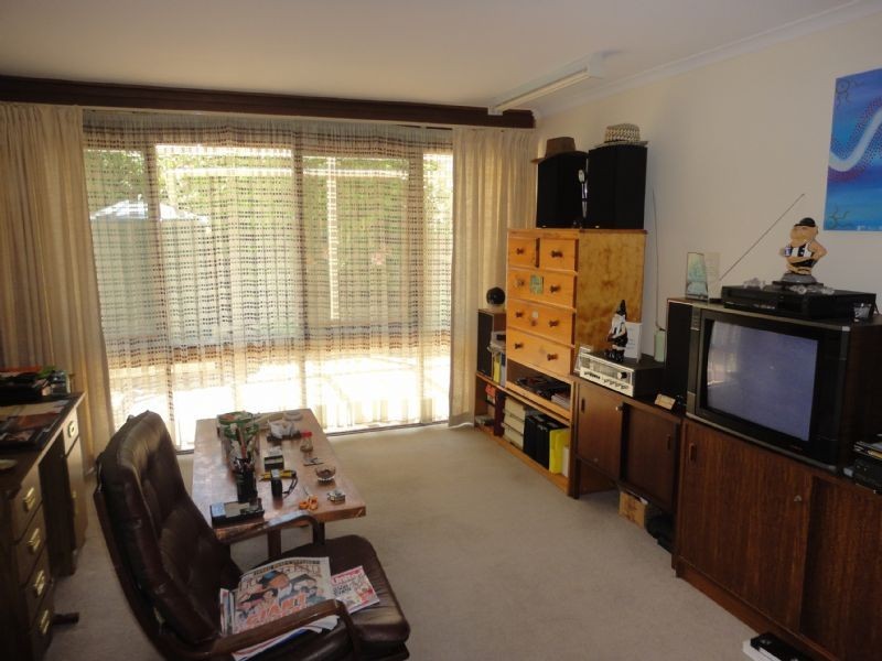 5 Coatsworth Avenue, St Leonards VIC 3223