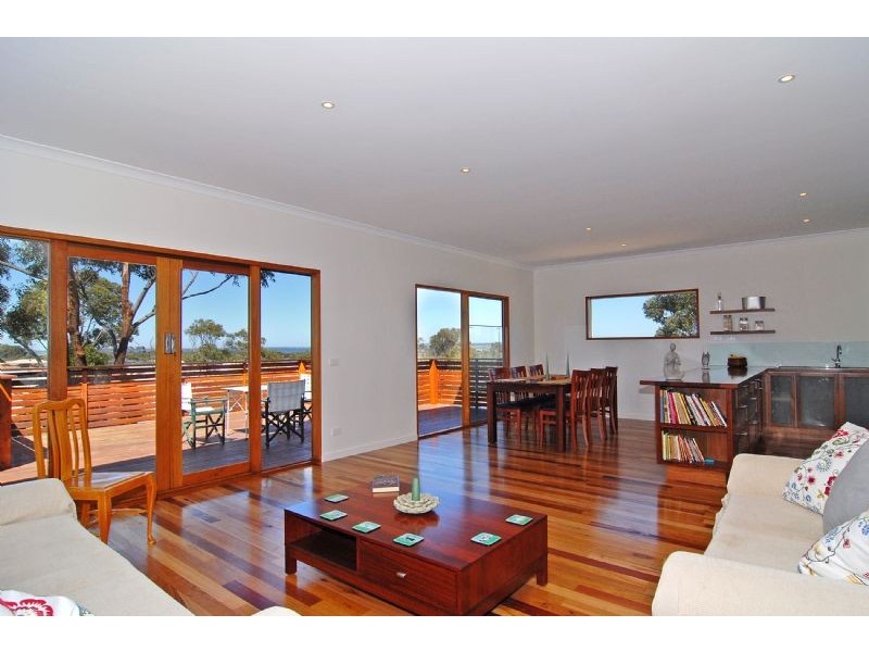 15 Wattlehill Grove, St Leonards VIC 3223